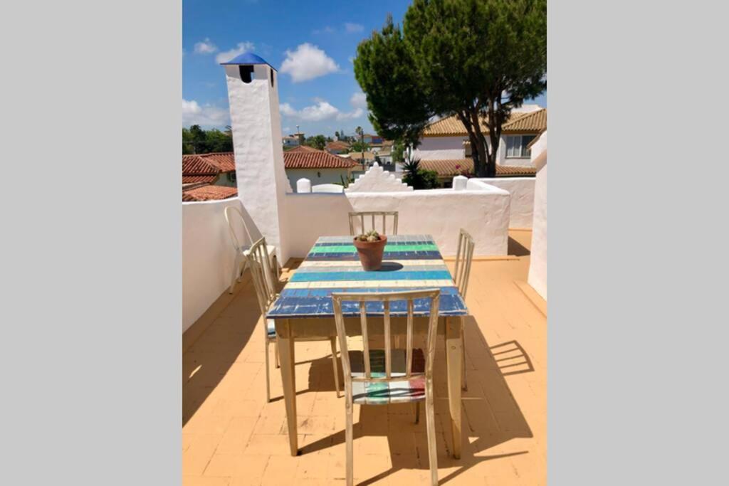 Holiday home Gatu Premium Lurberri Piscina Privada, 4 Dormitorios, 2 Banos, Parking , Jardines, 
