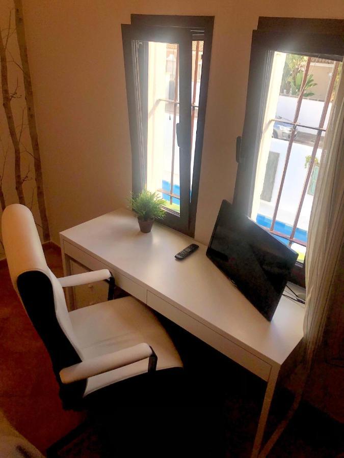 Holiday home Gatu Premium Lurberri Piscina Privada, 4 Dormitorios, 2 Banos, Parking , Jardines, 