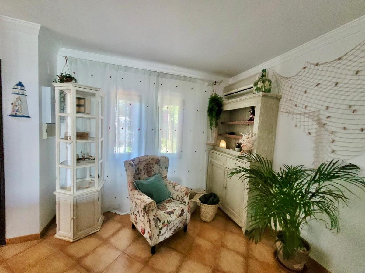 Holiday home Gatu Premium Lurberri Piscina Privada, 4 Dormitorios, 2 Banos, Parking , Jardines, 