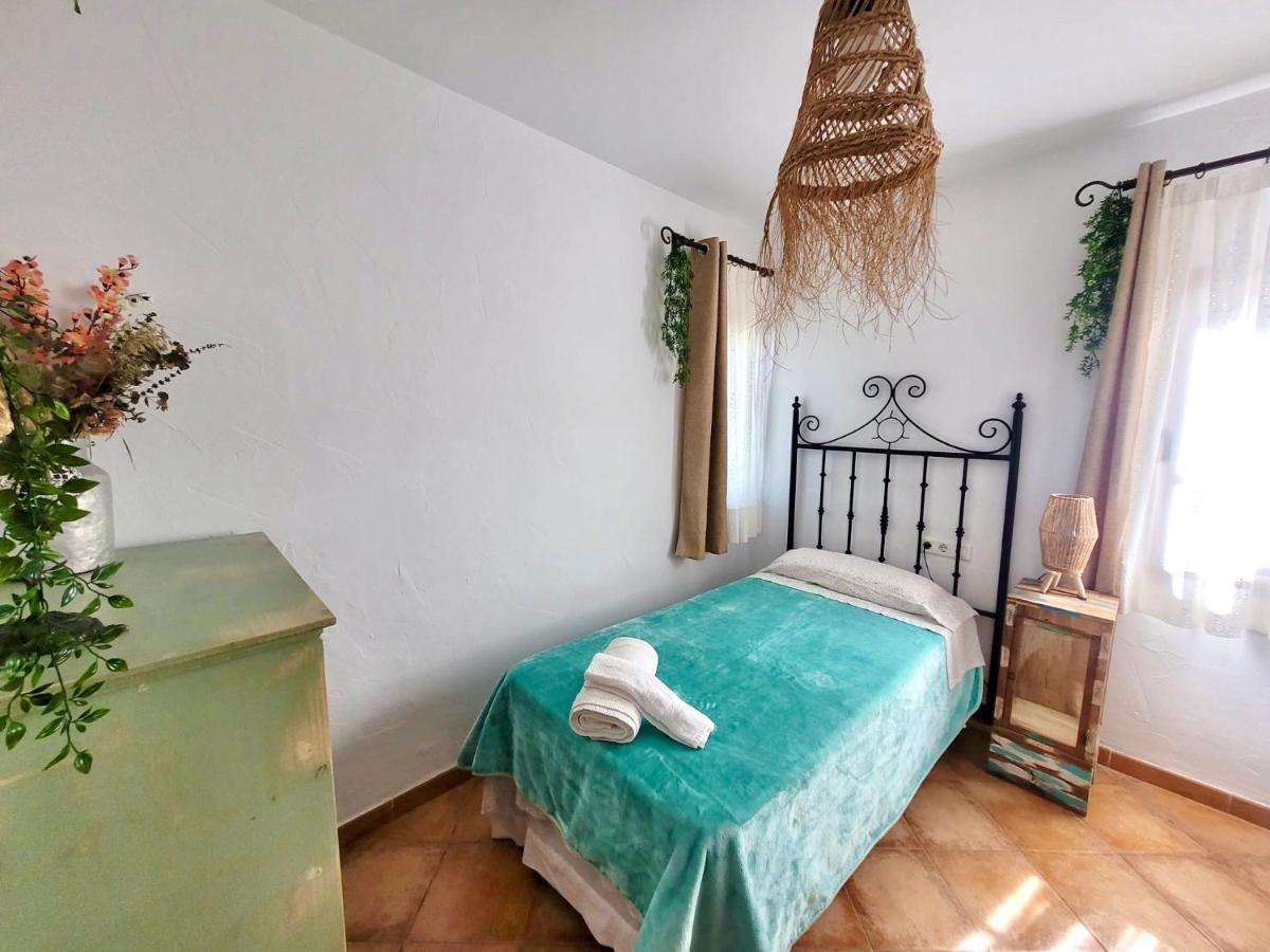Holiday home Gatu Premium Lurberri Piscina Privada, 4 Dormitorios, 2 Banos, Parking , Jardines, 
