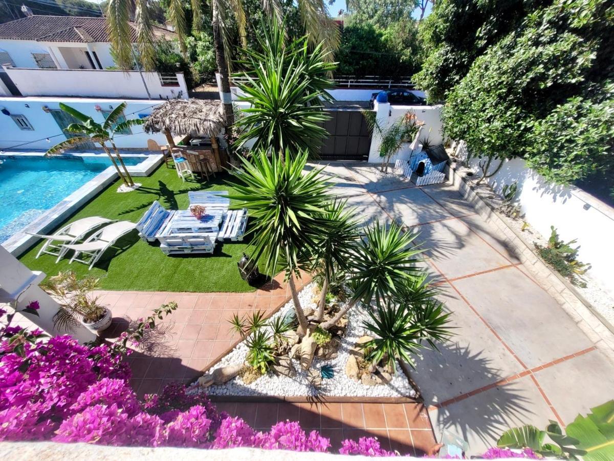 Holiday home Gatu Premium Lurberri Piscina Privada, 4 Dormitorios, 2 Banos, Parking , Jardines, 