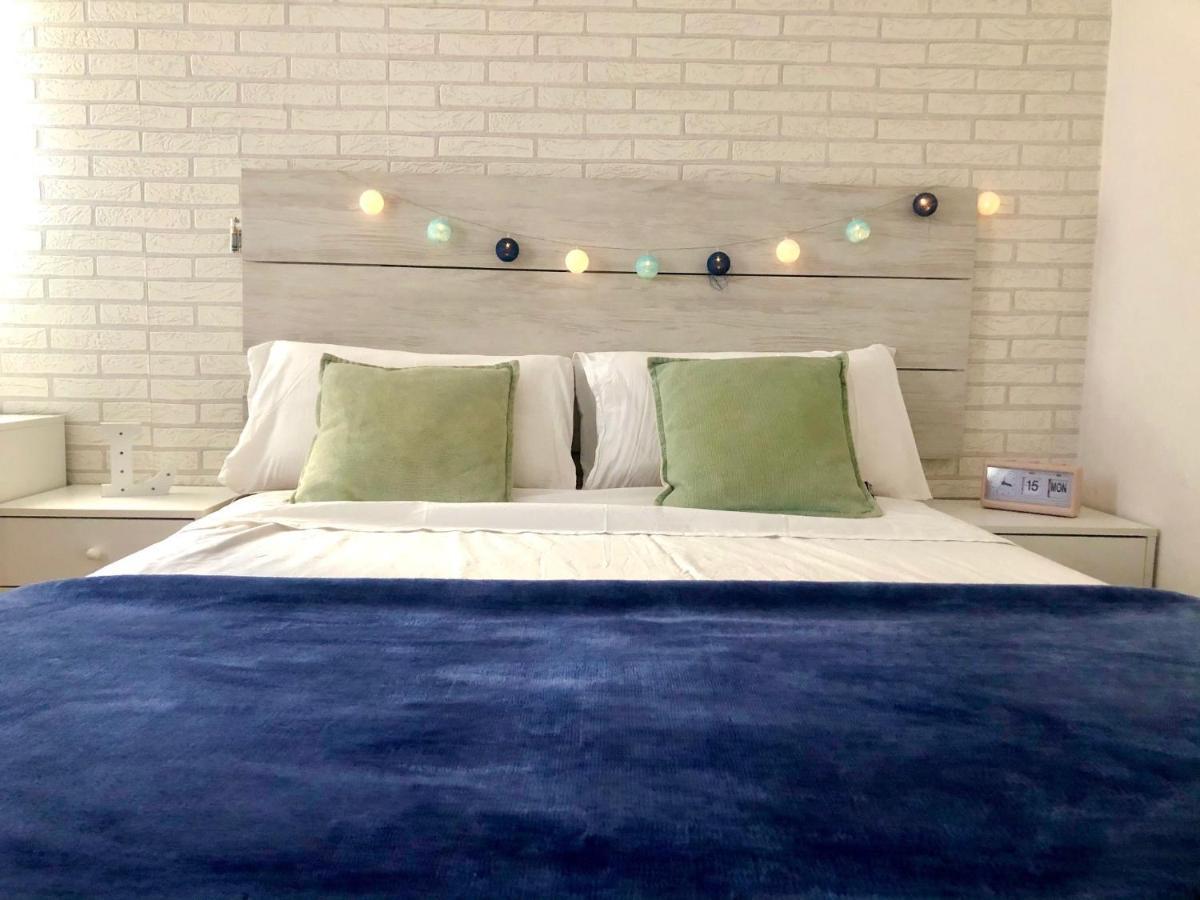 Dom wakacyjny Gatu Premium Lurberri Piscina Privada, 4 Dormitorios, 2 Banos, Parking , Jardines, 