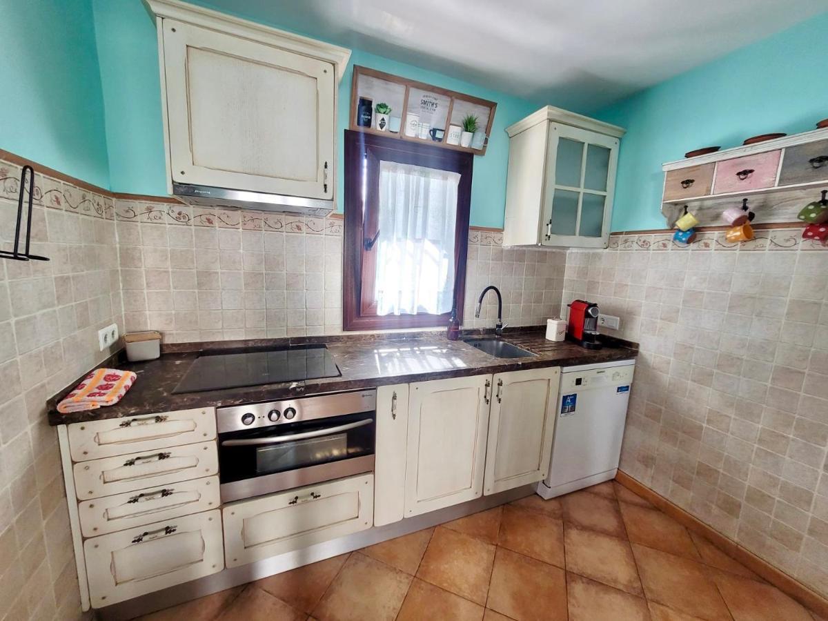 Gatu Lurberri Piscina Privada, 4 Dormitorios, 2 Baños, Parking , Jardín Y Barbacoa * Chiclana de la Frontera