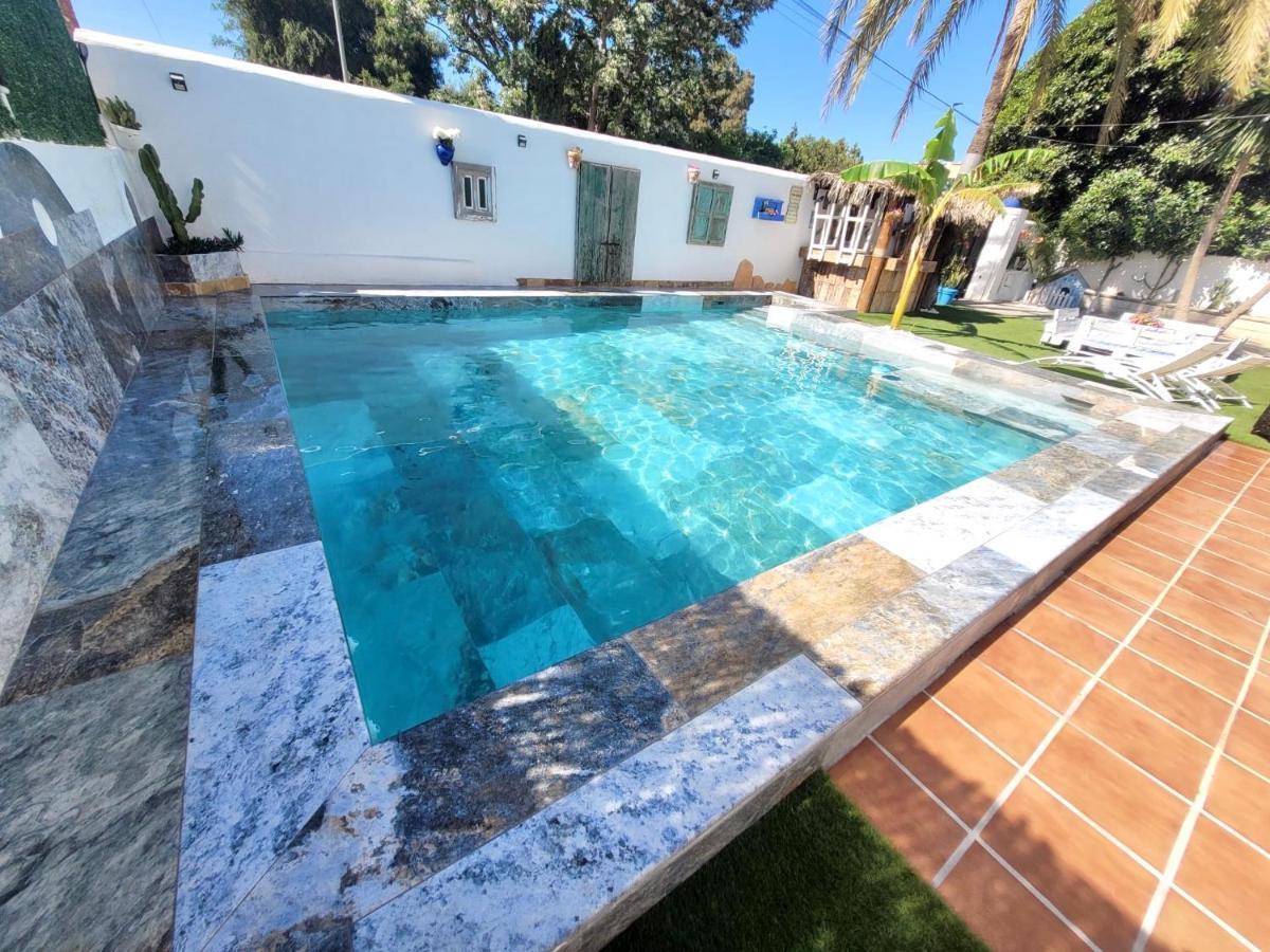 Gatu Lurberri Piscina Privada, 4 Dormitorios, 2 Baños, Parking , Jardín Y Barbacoa Сasa de vacaciones Chiclana de la Frontera