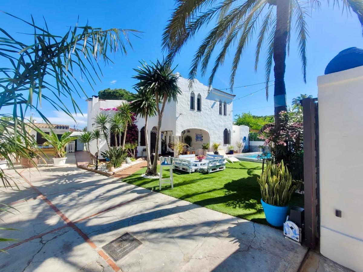 Gatu Lurberri Piscina Privada, 4 Dormitorios, 2 Baños, Parking , Jardín Y Barbacoa * Chiclana de la Frontera